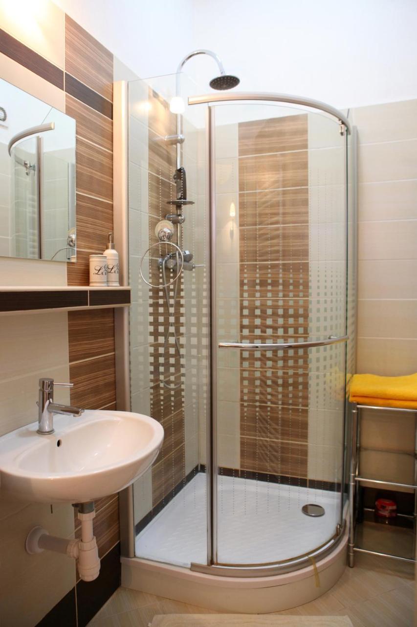 Apartman Moyzesova Kosice Luaran gambar