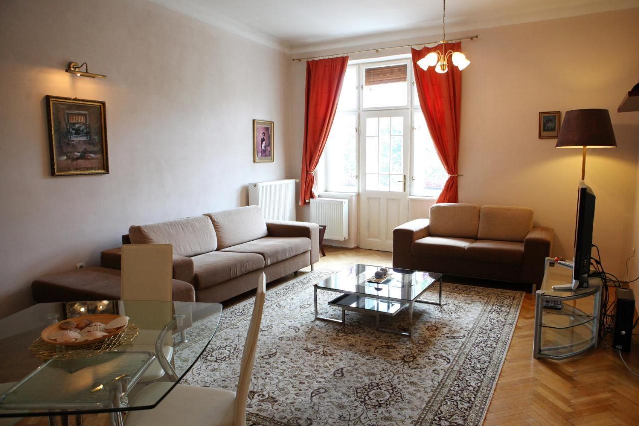 Apartman Moyzesova Kosice Luaran gambar